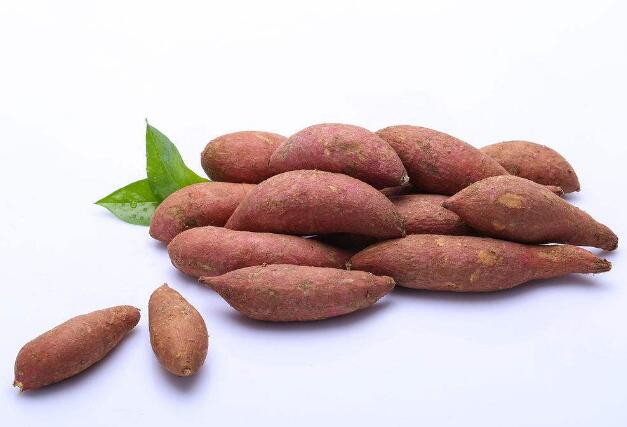 糖溜地瓜的做法,糖溜地瓜就是拔絲地瓜嗎?