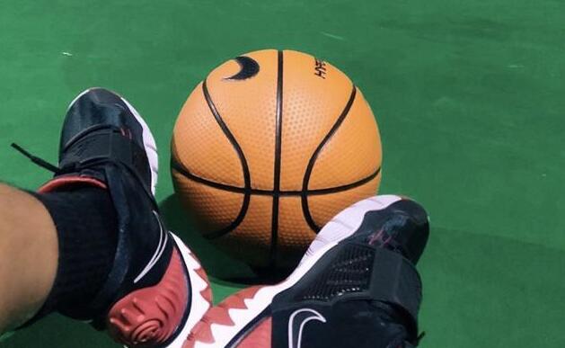 羅志祥打籃球厲害嗎?羅志祥深夜打籃球曬照