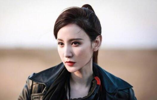 臉頰兩邊長痘痘是什么原因引起的?臉上兩邊是肝斑