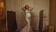 世界最富有女星蕾哈娜懷孕臨近生產,男友被曝出軌